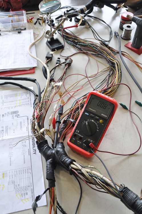 wireing diagram 2005 dodge 2500 cummings throddle control location